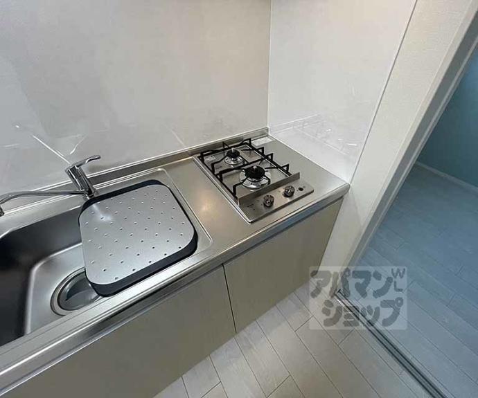 【Ｇｒａｎｄ　Ｃｈａｒｉｏｔ御所ノ内町】間取