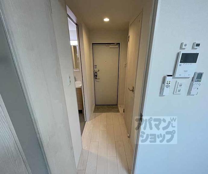 【Ｇｒａｎｄ　Ｃｈａｒｉｏｔ御所ノ内町】間取