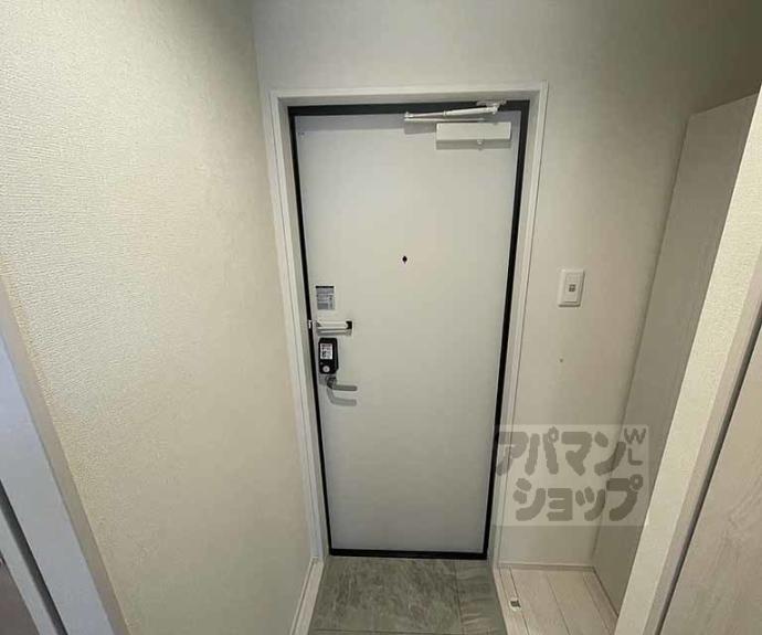 【Ｇｒａｎｄ　Ｃｈａｒｉｏｔ御所ノ内町】間取