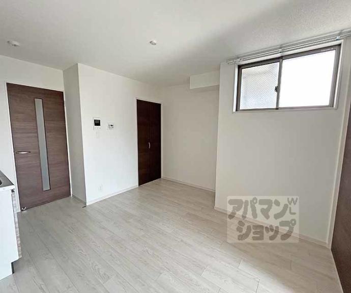 【フラッツ六地蔵】間取