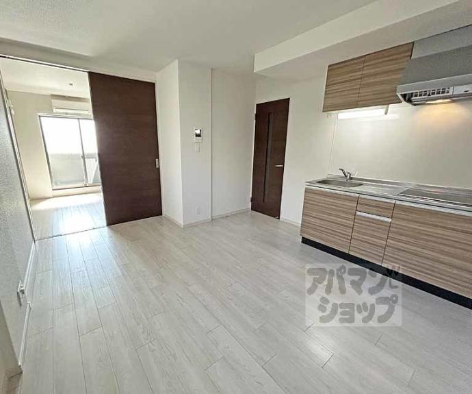 【フラッツ六地蔵】間取