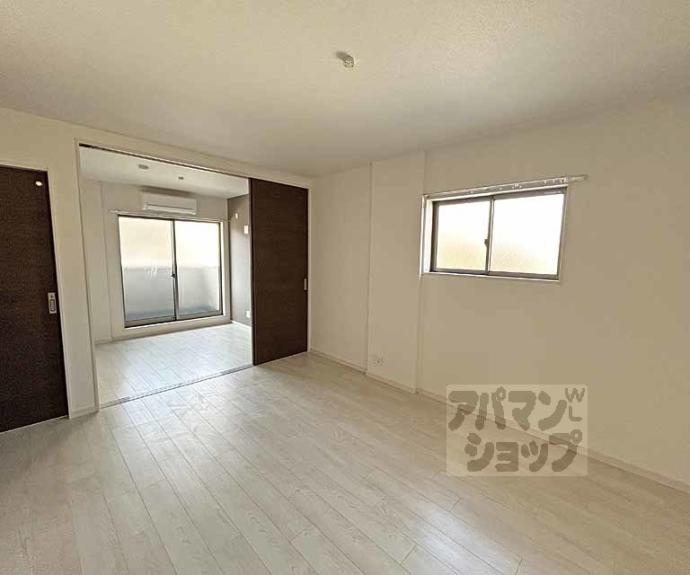 【フラッツ六地蔵】間取