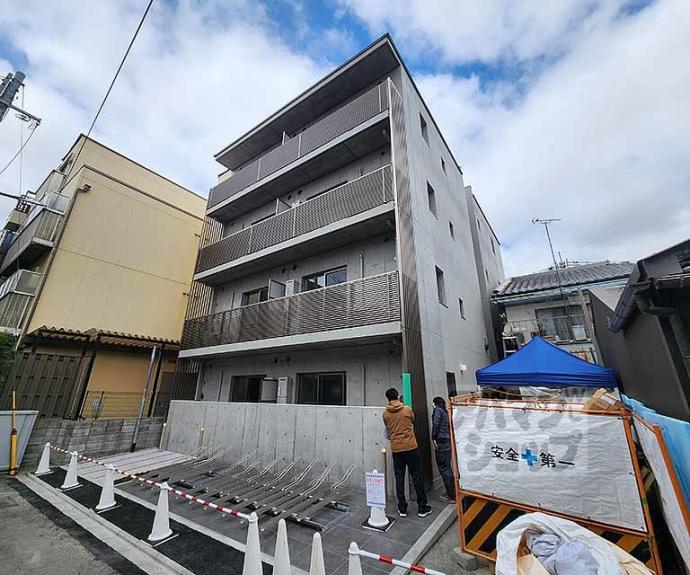 【Ｌｉｖｅ　Ｆｌａｔ京都西院】間取