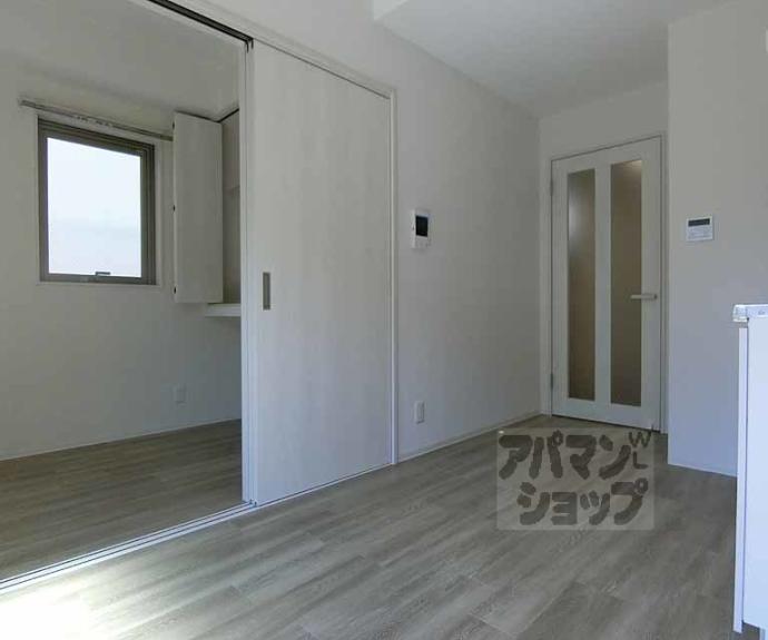 【Ｌｉｖｅ　Ｆｌａｔ京都西院】間取