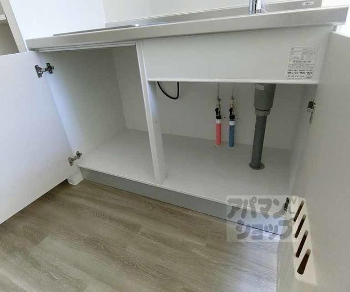 【Ｌｉｖｅ　Ｆｌａｔ京都西院】間取