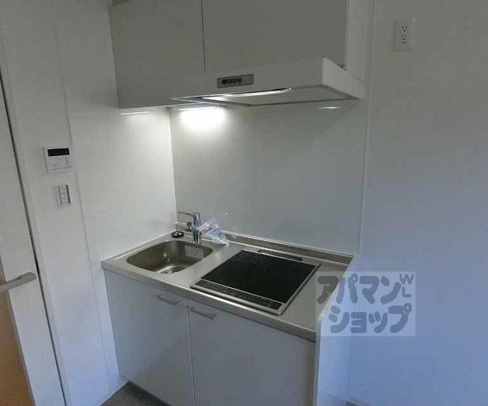 【Ｌｉｖｅ　Ｆｌａｔ京都西院】間取