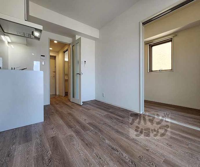 【Ｌｉｖｅ　Ｆｌａｔ京都西院】間取