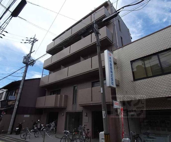 【エステート朱雀】間取