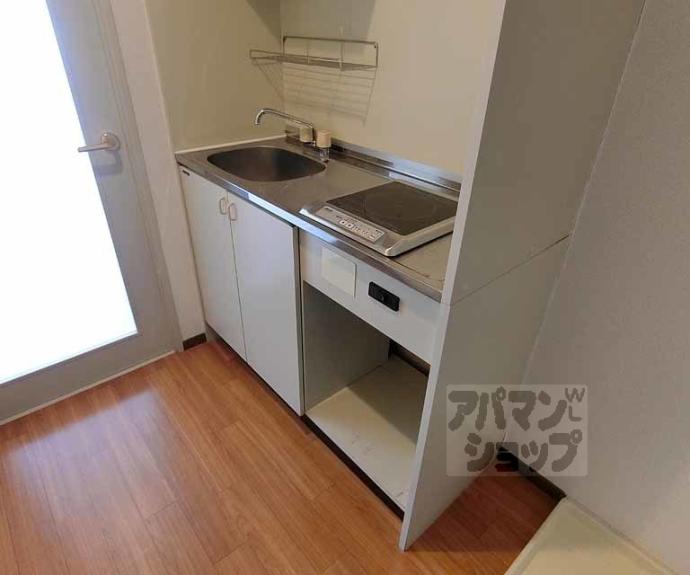 【エステート朱雀】間取