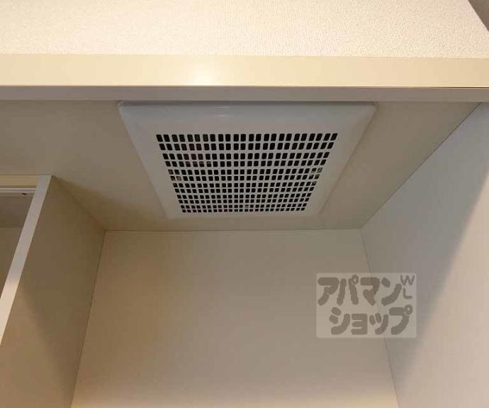 【エステート朱雀】間取