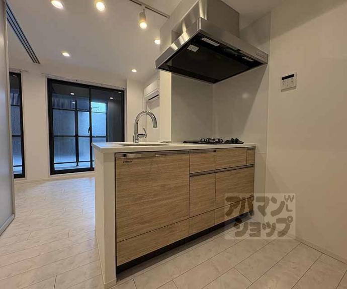 【ＳＴＡＮＤＺ京都二条】間取