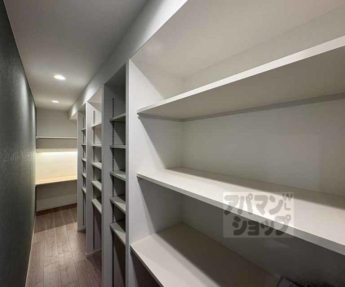 【ＳＴＡＮＤＺ京都二条】間取