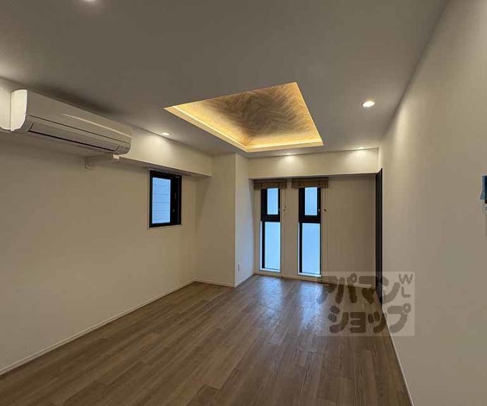 【ＳＴＡＮＤＺ京都二条】間取