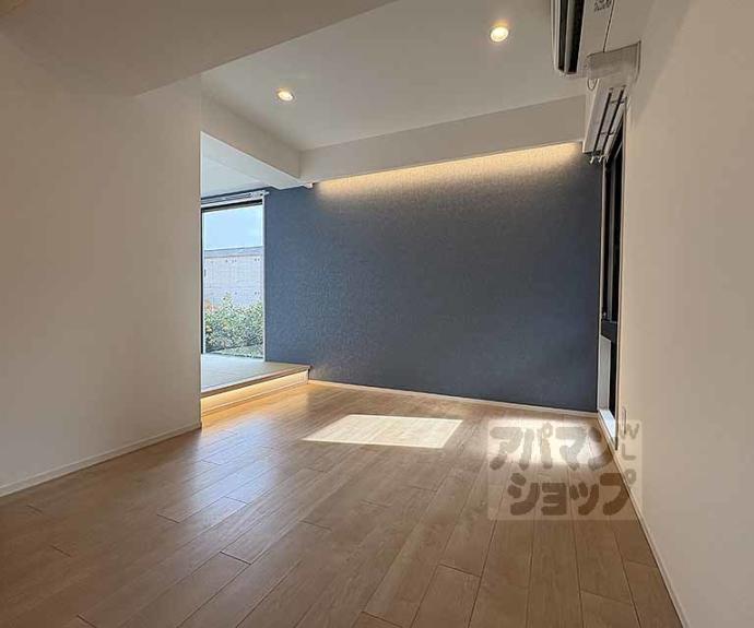 【ＳＴＡＮＤＺ京都二条】間取