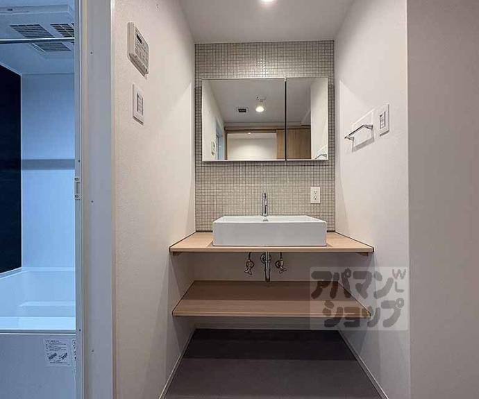 【ＳＴＡＮＤＺ京都二条】間取