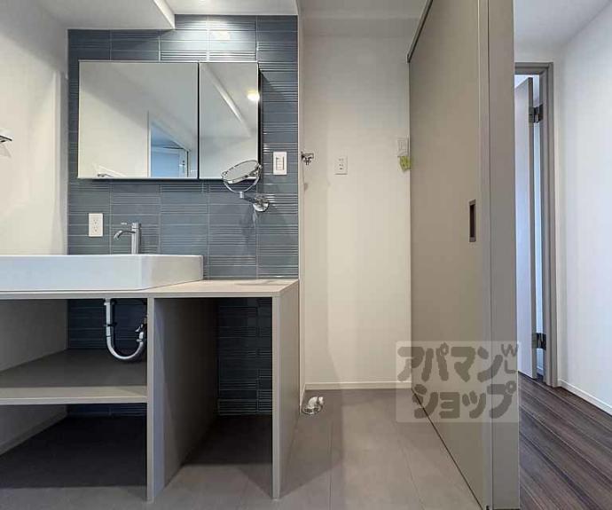 【ＳＴＡＮＤＺ京都二条】間取