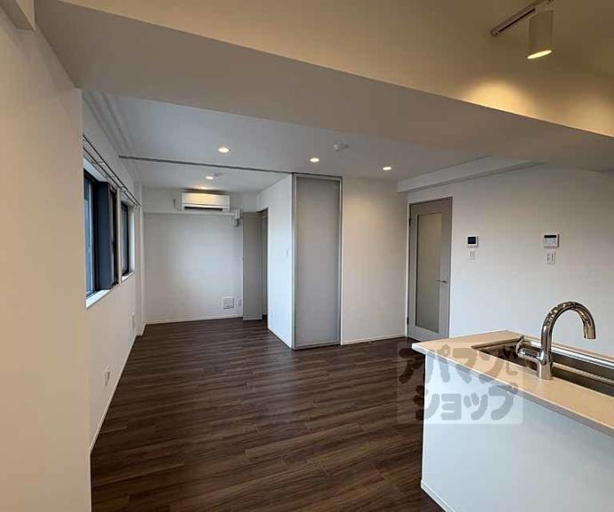 【ＳＴＡＮＤＺ京都二条】間取