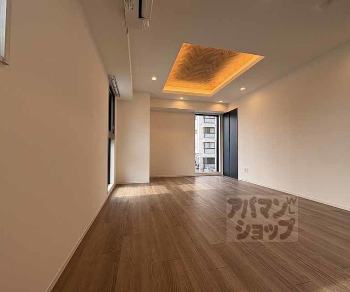 【ＳＴＡＮＤＺ京都二条】間取