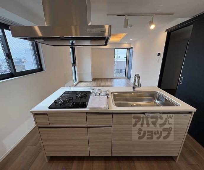 【ＳＴＡＮＤＺ京都二条】間取