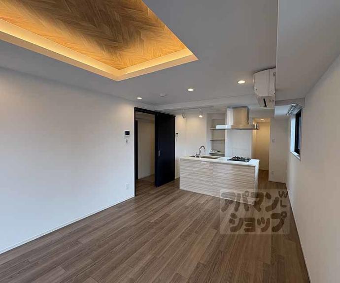 【ＳＴＡＮＤＺ京都二条】間取