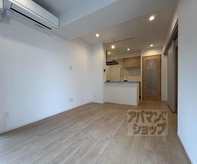 【ＳＴＡＮＤＺ京都二条】間取