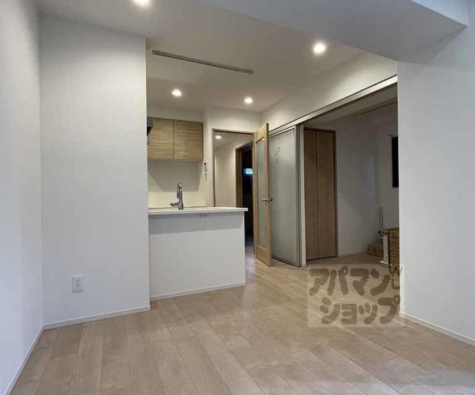 【ＳＴＡＮＤＺ京都二条】間取