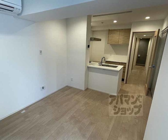 【ＳＴＡＮＤＺ京都二条】間取