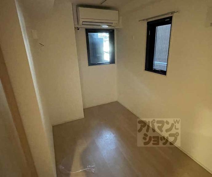 【ＳＴＡＮＤＺ京都二条】間取