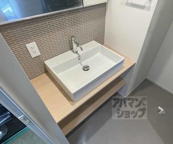 【ＳＴＡＮＤＺ京都二条】間取