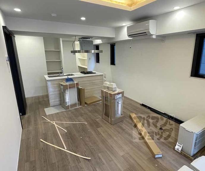 【ＳＴＡＮＤＺ京都二条】間取