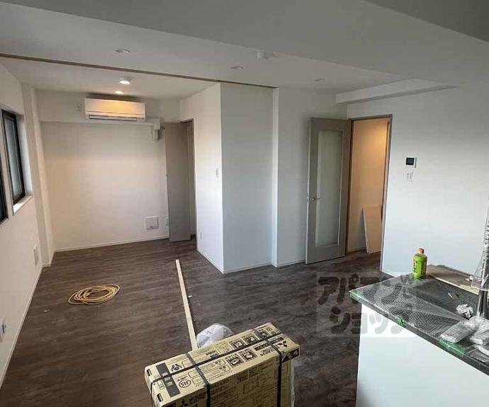 【ＳＴＡＮＤＺ京都二条】間取