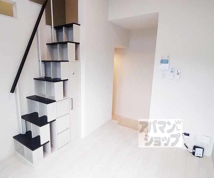 【ハーモニーテラス栗栖野華ノ木町】間取