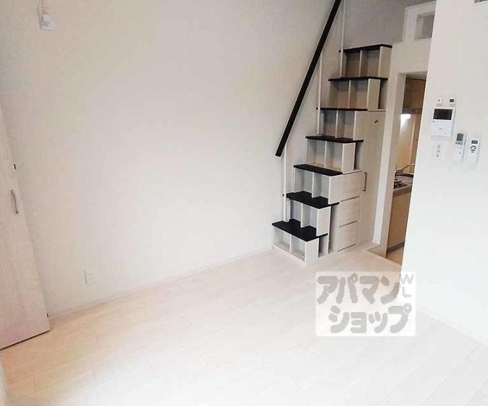 【ハーモニーテラス栗栖野華ノ木町】間取