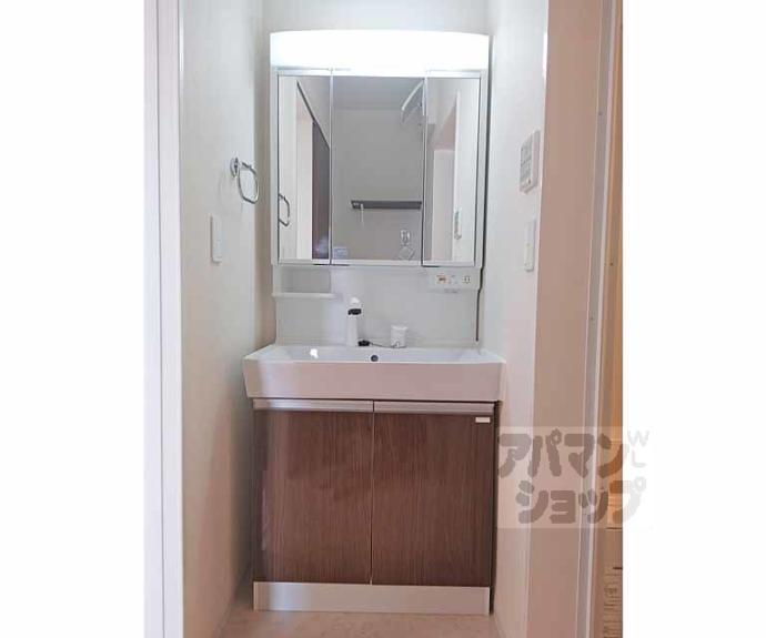 【Ｃｏｒａｚｏｎ江戸町】間取