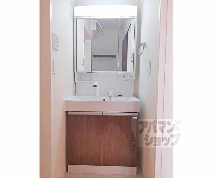 【Ｃｏｒａｚｏｎ江戸町】間取