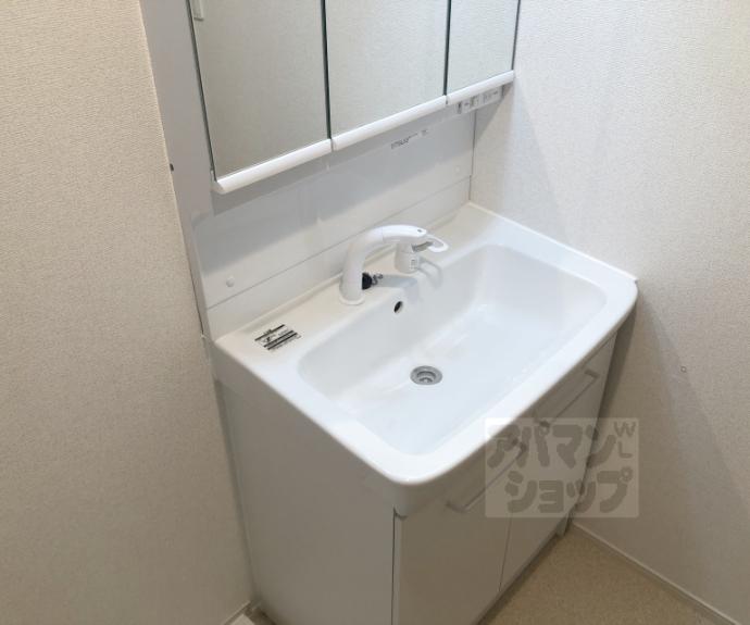 【オーサム　ヴィレッジ　京都桂】間取