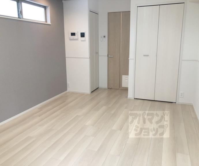 【オーサム　ヴィレッジ　京都桂】間取