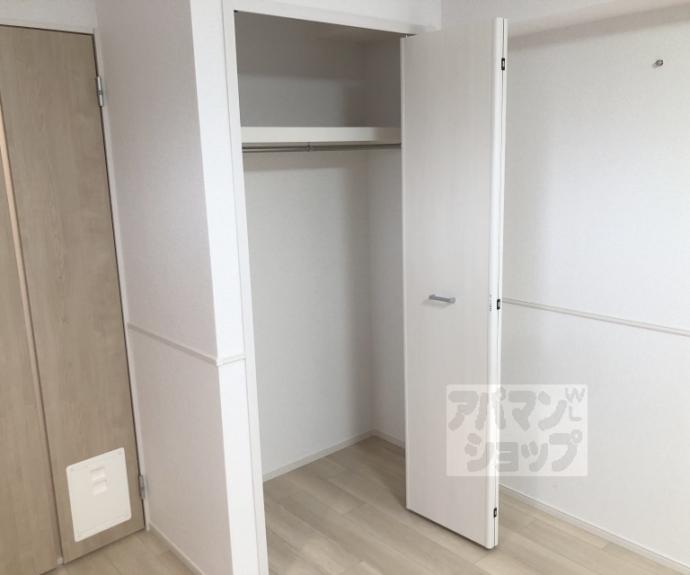 【オーサム　ヴィレッジ　京都桂】間取