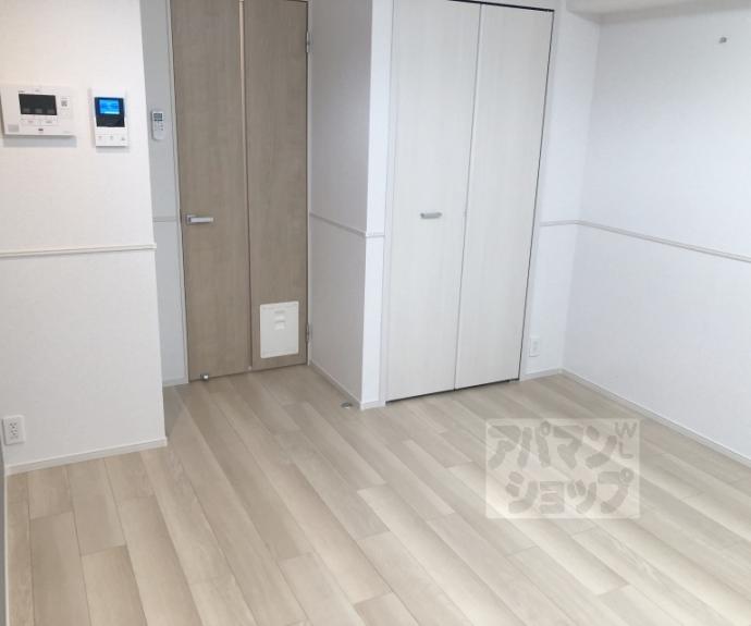 【オーサム　ヴィレッジ　京都桂】間取