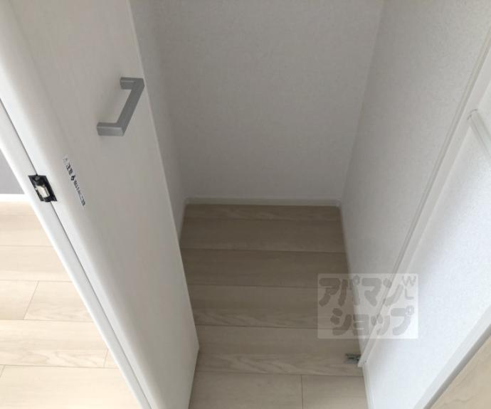 【オーサム　ヴィレッジ　京都桂】間取