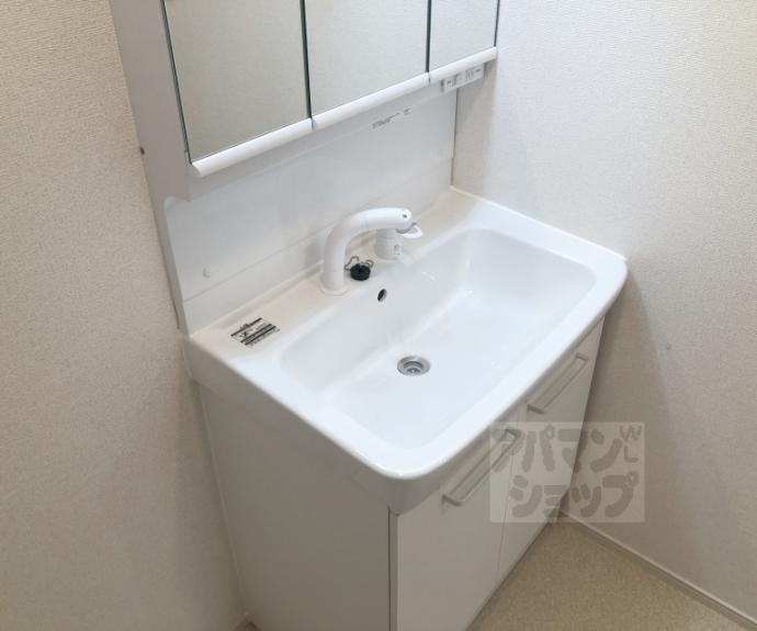 【オーサム　ヴィレッジ　京都桂】間取