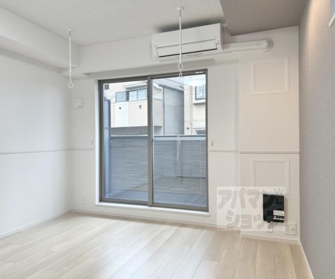 【オーサム　ヴィレッジ　京都桂】間取