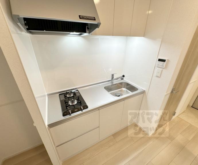 【オーサム　ヴィレッジ　京都桂】間取