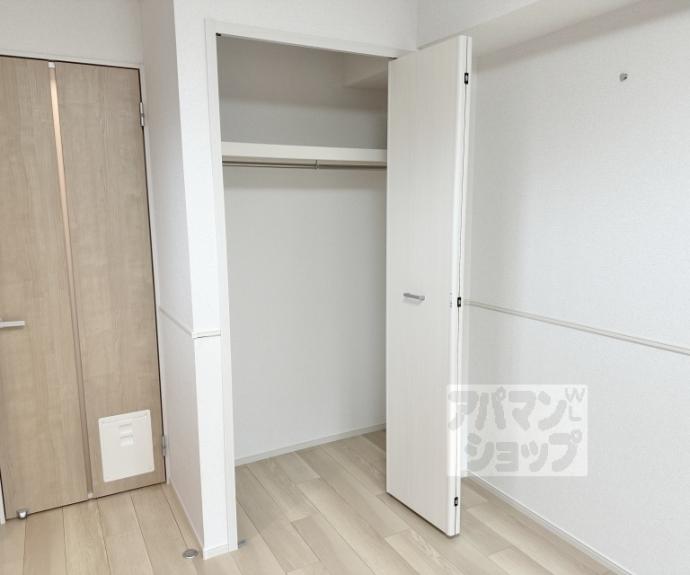 【オーサム　ヴィレッジ　京都桂】間取