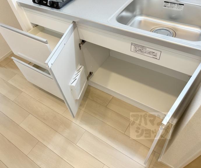 【オーサム　ヴィレッジ　京都桂】間取