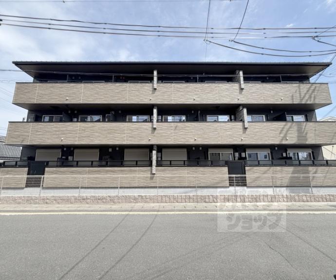 【オーサム　ヴィレッジ　京都桂】間取