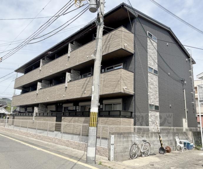 【オーサム　ヴィレッジ　京都桂】間取