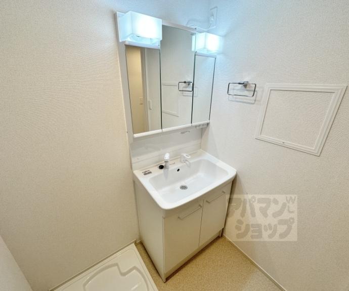 【オーサムヴィレッジ京都桂】間取