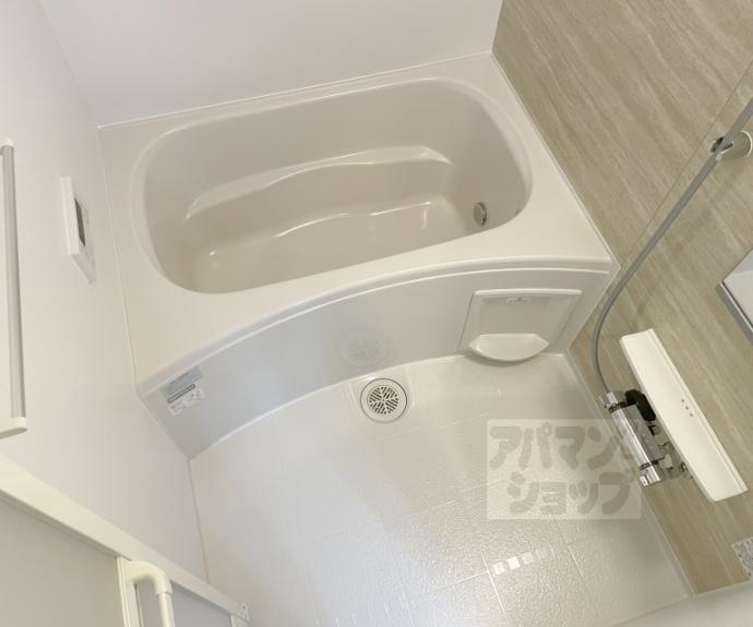 【オーサム　ヴィレッジ　京都桂】間取