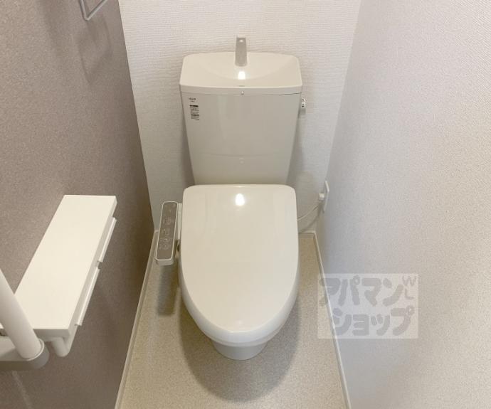 【オーサム　ヴィレッジ　京都桂】間取